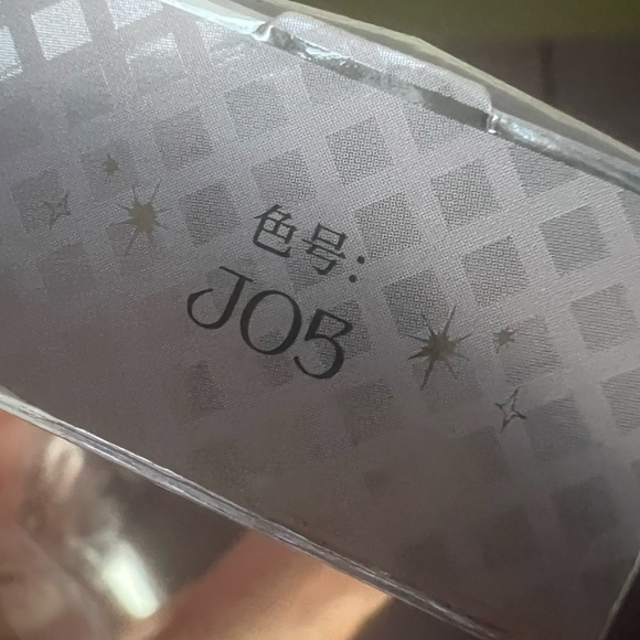 Flower Knows Unicorn crystal lip gloss J05. NIB - Picture 3 of 4